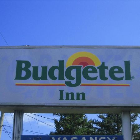 Budgetel Inn Glens Falls-Lake George-Saratoga المظهر الخارجي الصورة