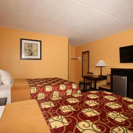 Budgetel Inn Glens Falls-Lake George-Saratoga المظهر الخارجي الصورة